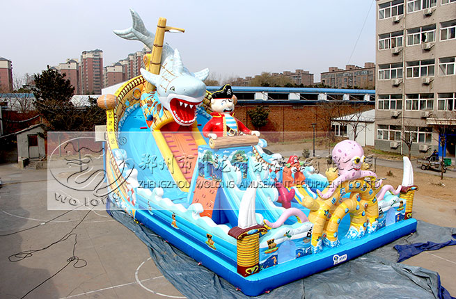 大鯊來(lái)襲.jpg